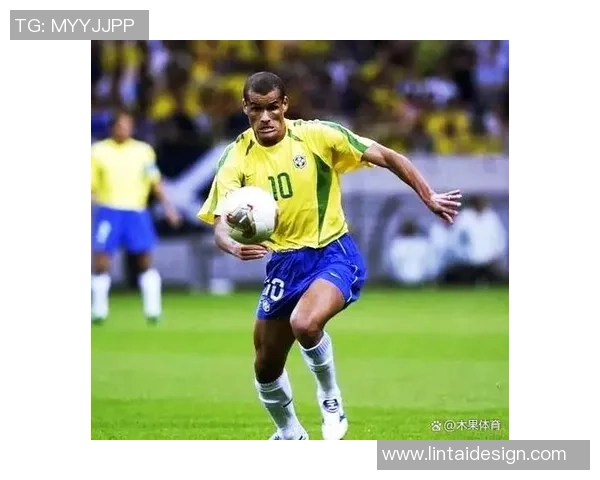 10号足球衣的传奇球星们与他们的辉煌瞬间回顾