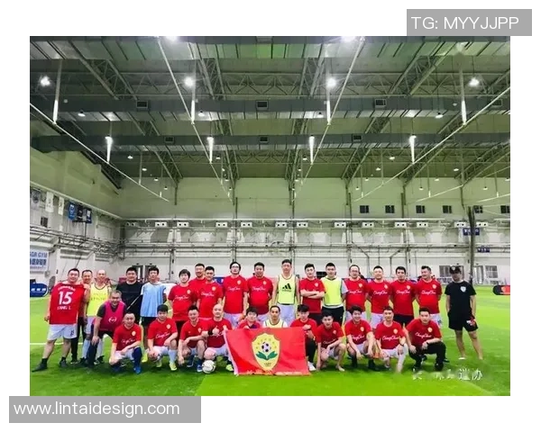 深圳足球队心理素质引发热议球迷对球队表现的看法与期待 深圳足球队心理素质引发热议球迷对球队表现的看法与期待